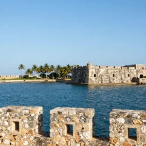 Tour Litoral Norte e Forte de Santa Catarina
